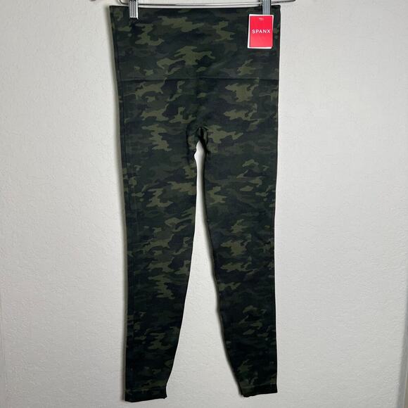 Spanx Women's Camouflage Green Leggings NWT - Picture 3 of 9